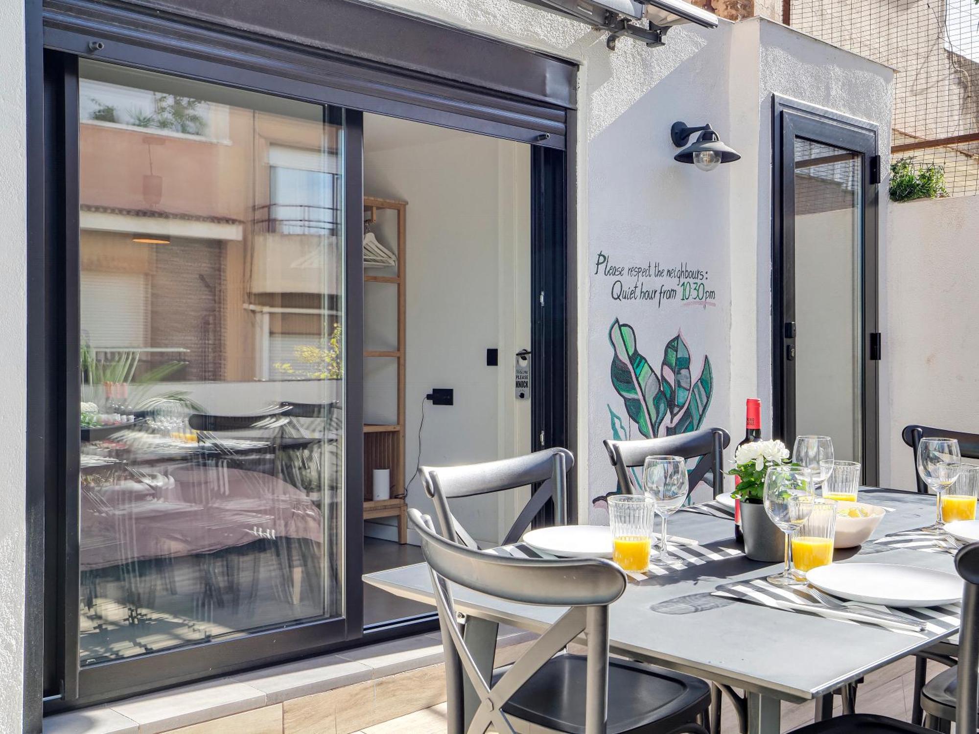 Casa Maria Townhouse- Terrace-4 Bedrooms ロスピタレート・デ・リョブレガート エクステリア 写真
