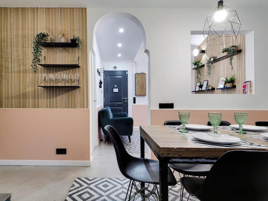 Casa Maria Townhouse- Terrace-4 Bedrooms ロスピタレート・デ・リョブレガート エクステリア 写真