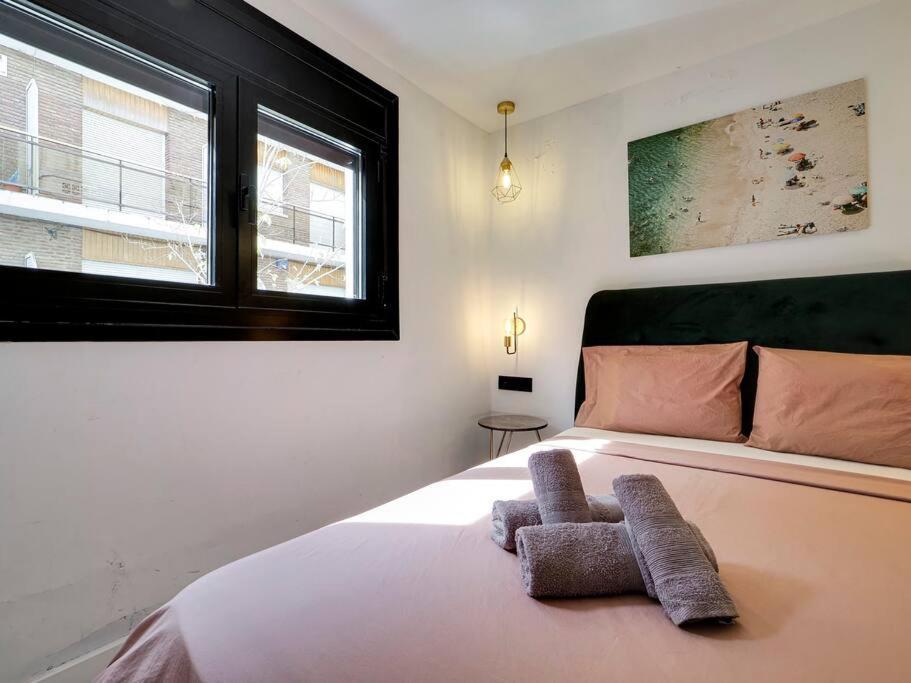 Casa Maria Townhouse- Terrace-4 Bedrooms ロスピタレート・デ・リョブレガート エクステリア 写真