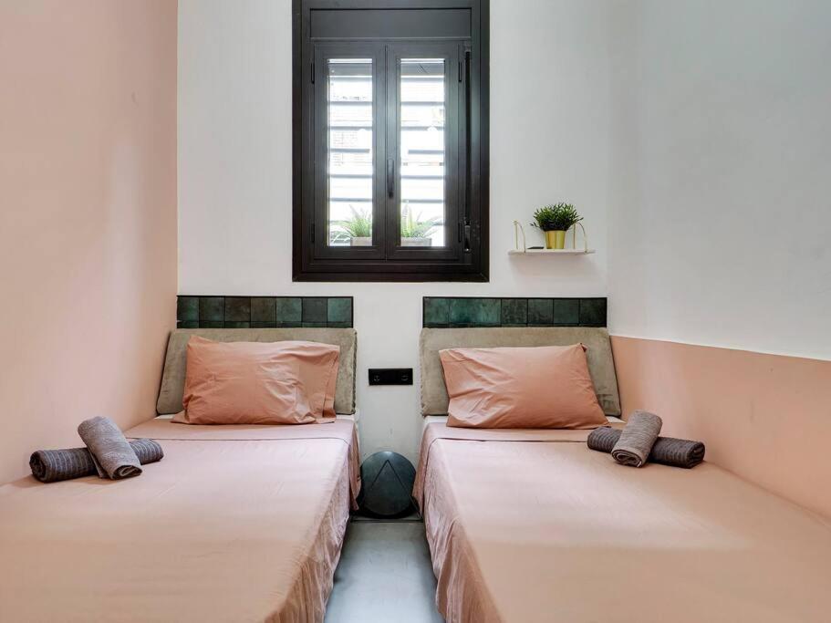 Casa Maria Townhouse- Terrace-4 Bedrooms ロスピタレート・デ・リョブレガート エクステリア 写真